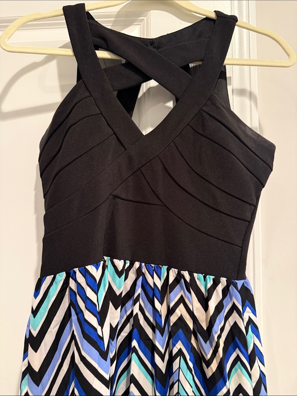 Black Cross-Back Top Chevron Print Skirt Dress
